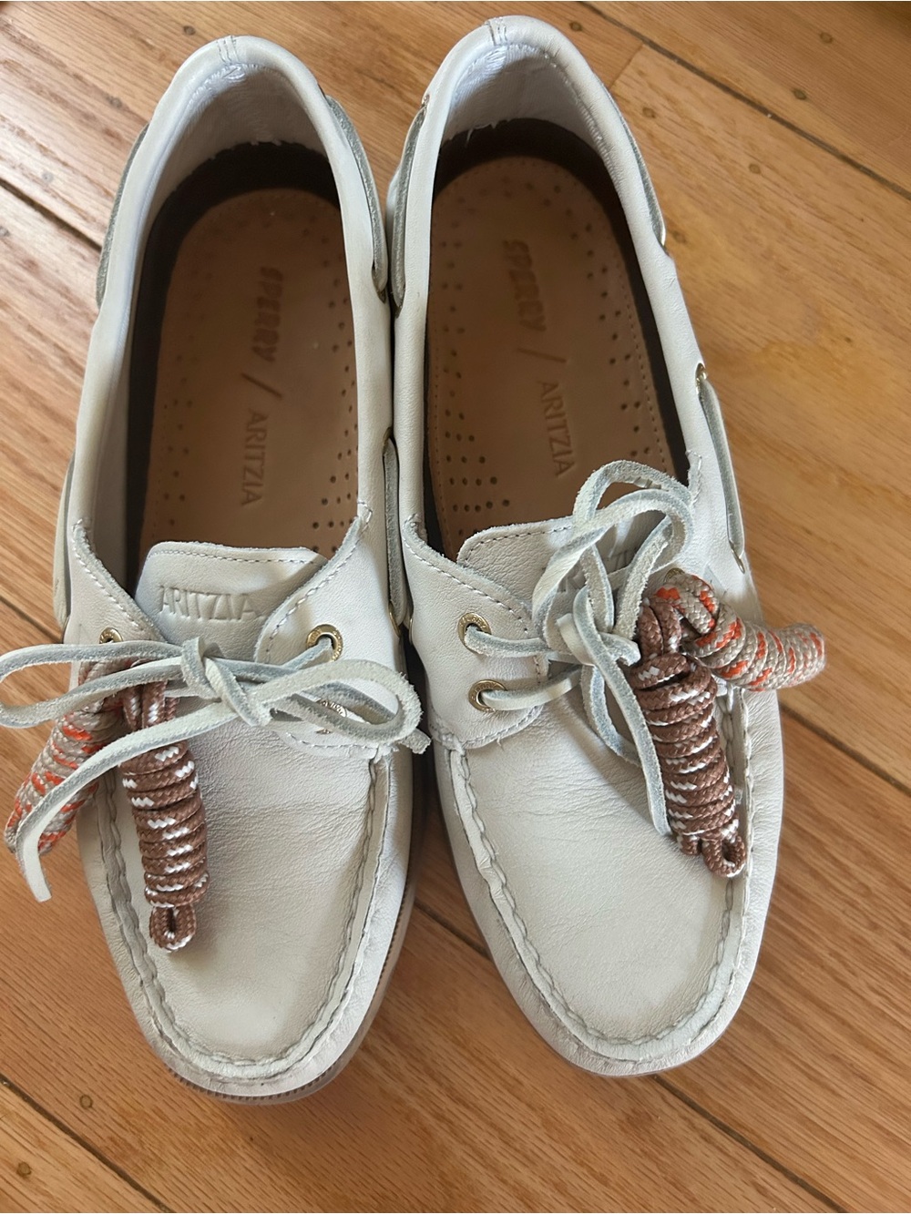 Aritzia Kids Off-White Leather Lace-Trim Boat Shoes